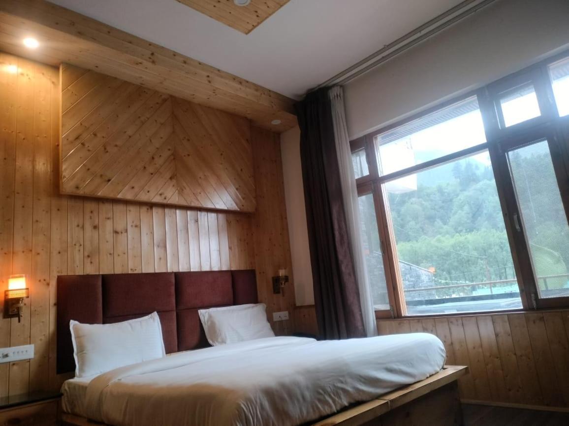 Riya Garden Manali (Himachal Pradesh)
